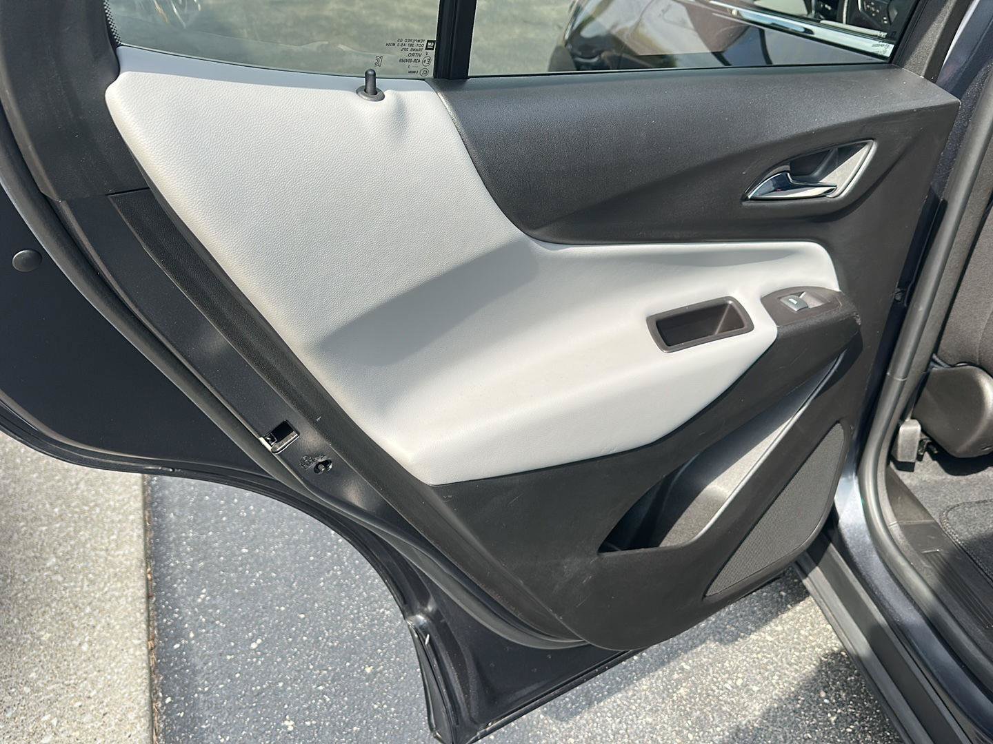 Used 2022 Chevrolet Equinox LT FWD image 19