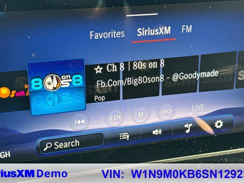 Used 2025 Mercedes-Benz EQB 300 EQB 300 image 29