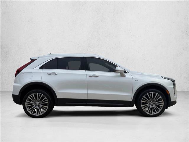 Used 2024 Cadillac XT4 Premium Luxury FWD image 4