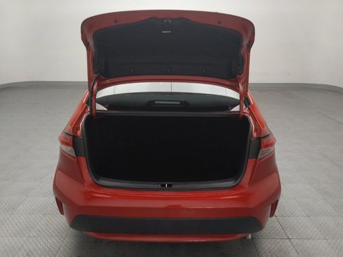 Used 2021 Toyota Corolla LE FWD image 29