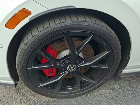 Certified 2024 Volkswagen GTI Autobahn FWD image 4