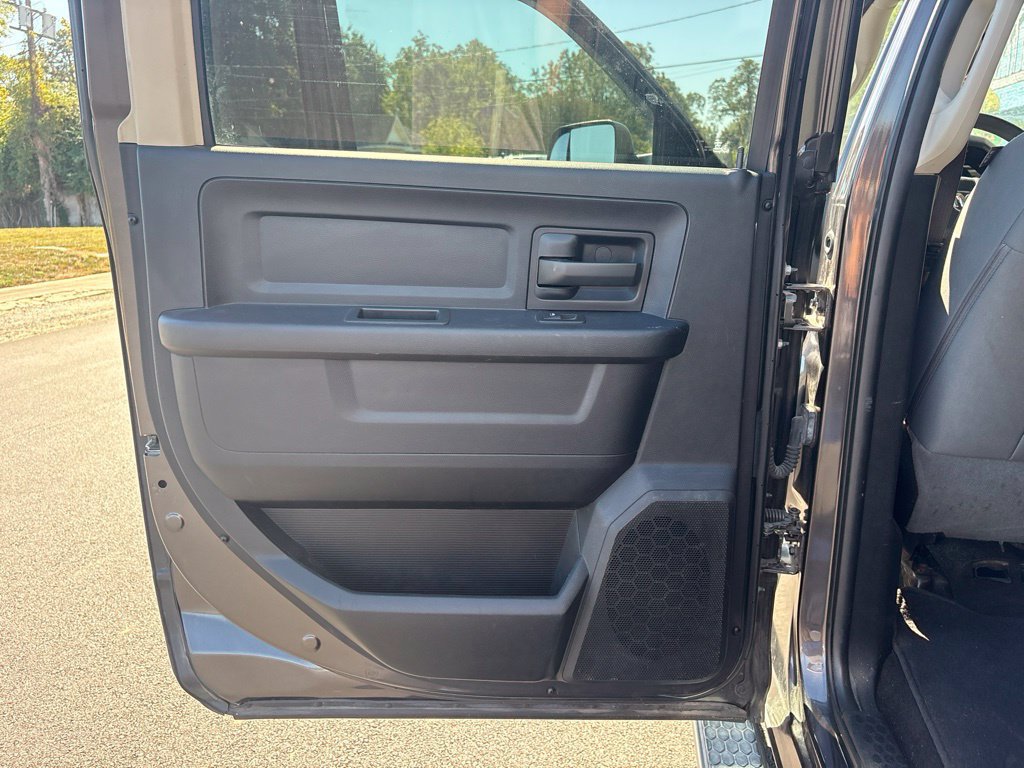 Used 2017 RAM 2500 Tradesman w/ Chrome Appearance Group AWD/4WD image 22