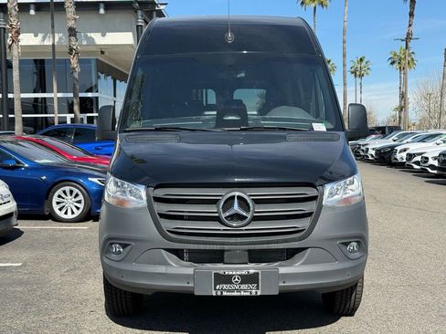 New 2025 Mercedes-Benz Sprinter 2500 image 19