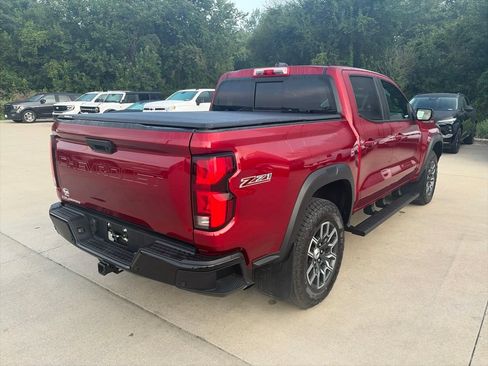Used 2024 Chevrolet Colorado Z71 w/ Z71 Convenience Package 2 AWD/4WD image 7