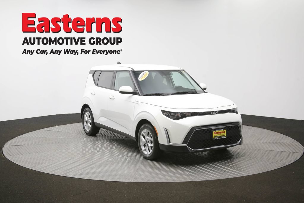 Used 2024 Kia Soul LX w/ Option Group 015 FWD image 50