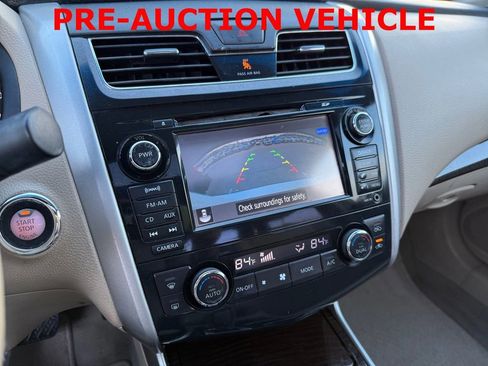 Used 2013 Nissan Altima 2.5 SL w/ Technology Pkg image 17