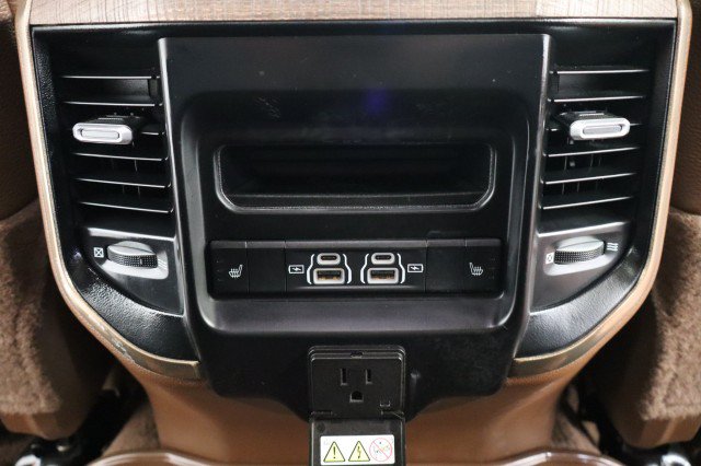 Used 2022 RAM 3500 Limited AWD/4WD image 67