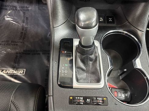 Used 2015 Toyota Highlander Limited Platinum image 22