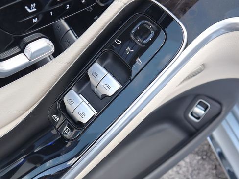 Used 2023 Mercedes-Benz S 580 4MATIC Sedan image 19