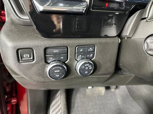 Used 2023 GMC Sierra 1500 SLT w/ SLT Convenience Package image 18