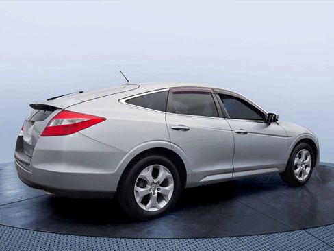Used 2010 Honda Crosstour EX-L image 3