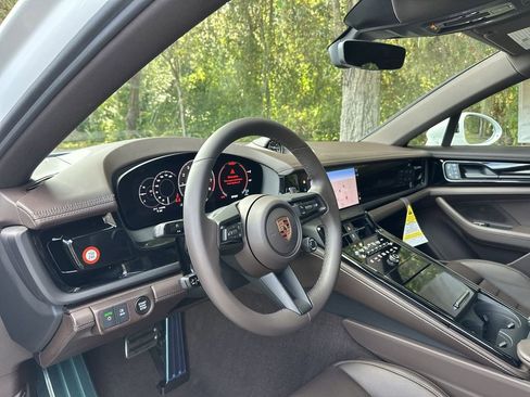 New 2026 Porsche Panamera 4 image 12