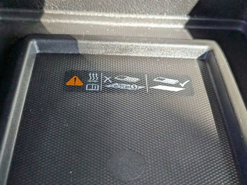 Used 2023 Chevrolet Traverse High Country image 43