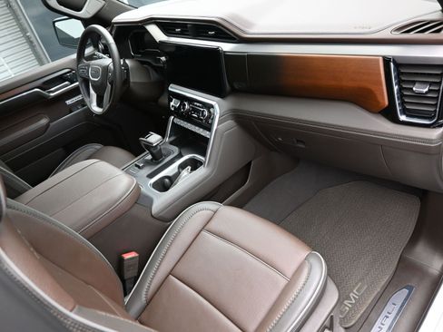 Used 2024 GMC Sierra 1500 Denali w/ Denali Reserve Package image 41