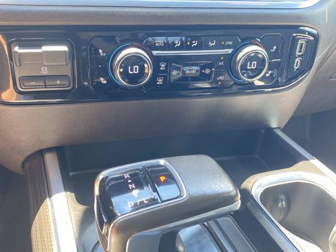 Used 2022 Chevrolet Silverado 1500 RST AWD/4WD image 22