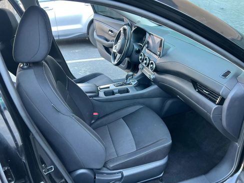 Used 2021 Nissan Sentra SV image 11