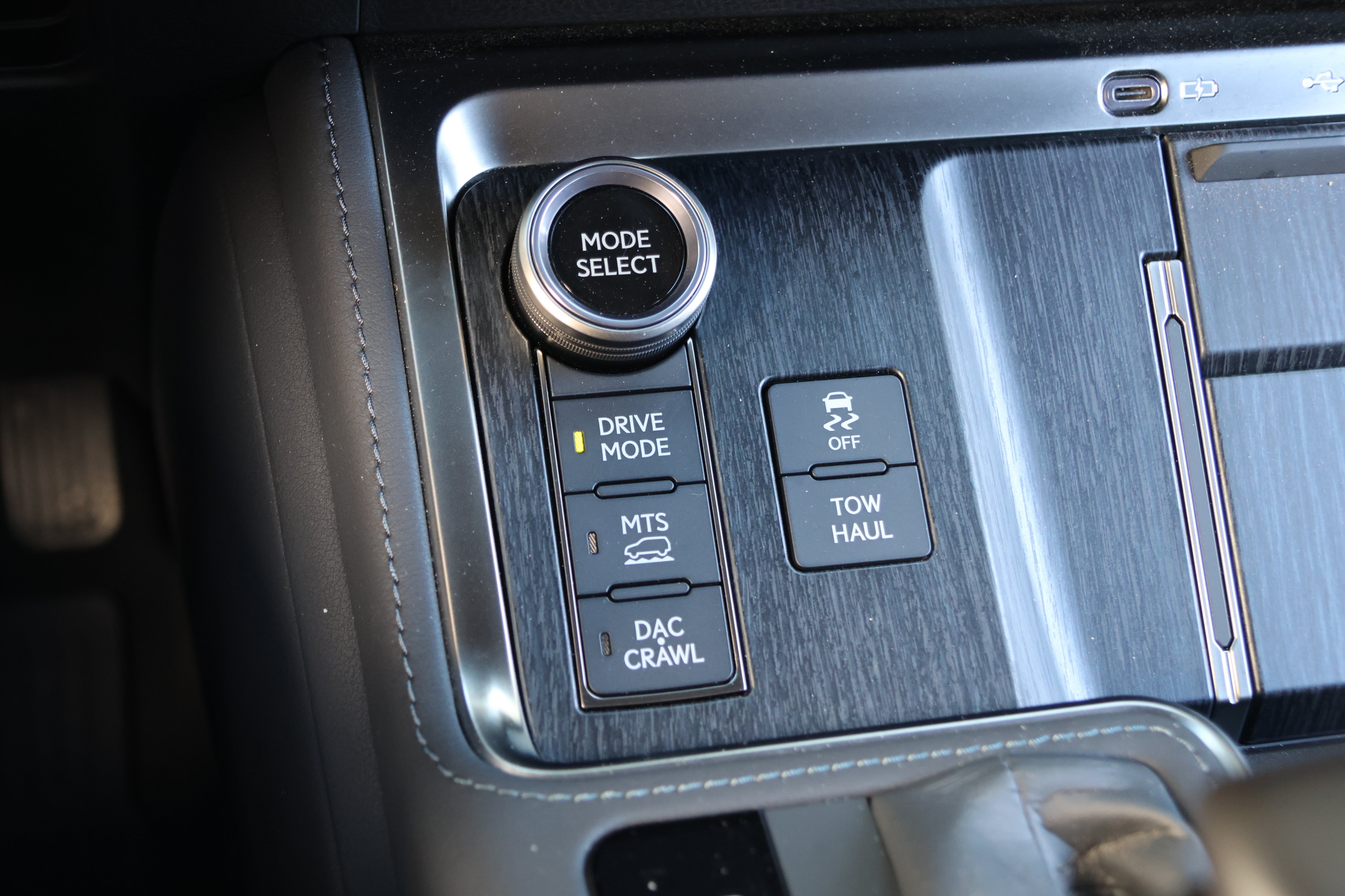Certified 2025 Lexus GX 550 AWD/4WD image 25