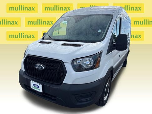 Used 2024 Ford Transit 250 148 Medium Roof RWD image 10