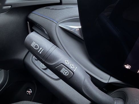 Used 2024 Buick Envista Sport Touring w/ Convenience I Package image 22