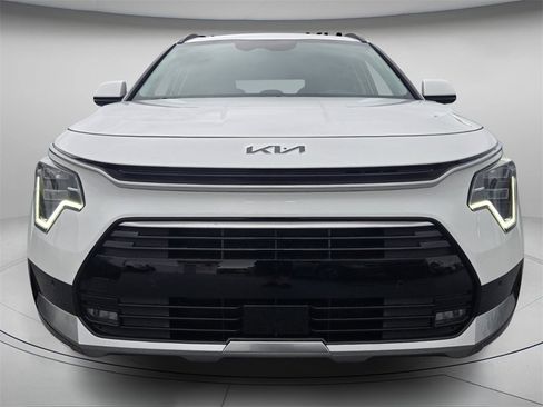 New 2026 Kia Niro SX Touring image 3