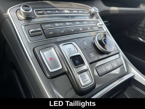 Used 2023 Hyundai Santa Fe SEL w/ Premium Package AWD/4WD image 18