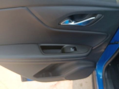 Used 2025 Chevrolet Blazer LT image 28