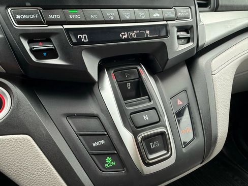 Used 2018 Honda Odyssey LX image 31