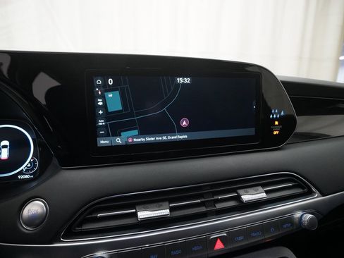 Used 2022 Hyundai Palisade Limited image 6