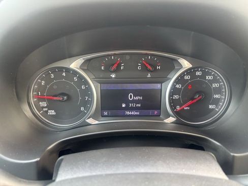 Used 2022 GMC Terrain SLT image 14