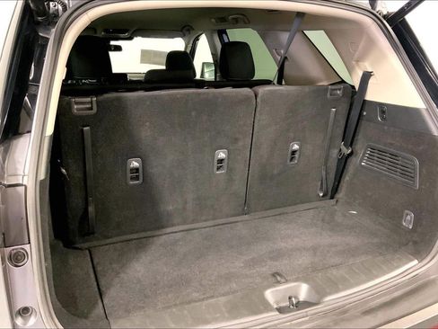 Used 2025 Nissan Pathfinder SV AWD/4WD image 4