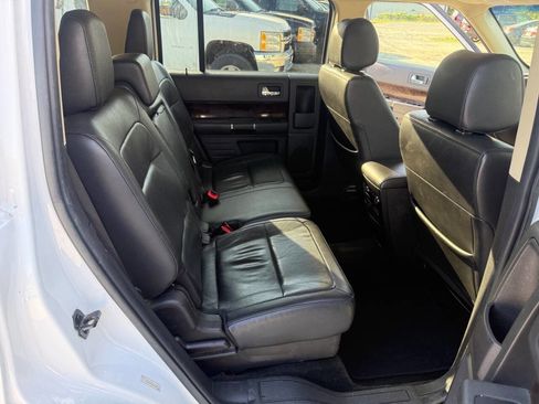 Used 2018 Ford Flex Limited image 25