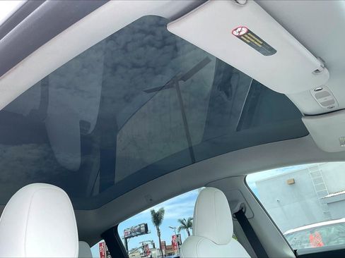 Used 2023 Tesla Model Y Performance AWD/4WD image 20