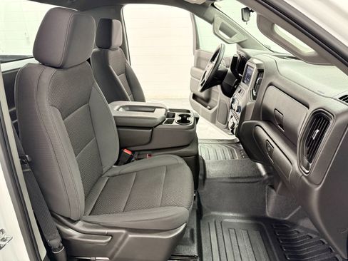 Used 2025 Chevrolet Silverado 1500 W/T image 12