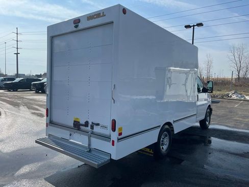 New 2026 Chevrolet Express 3500 w/ Power Convenience Package image 7