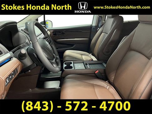 New 2026 Honda Odyssey Touring image 16