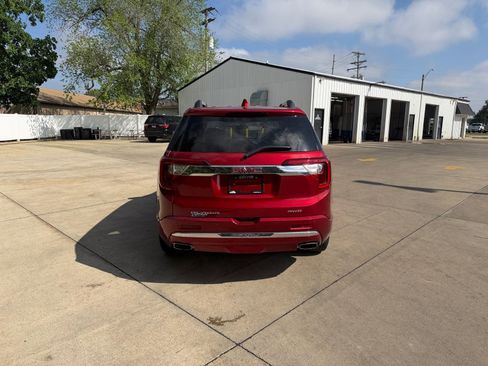 Used 2023 GMC Acadia Denali w/ Denali Ultimate Package AWD/4WD image 29