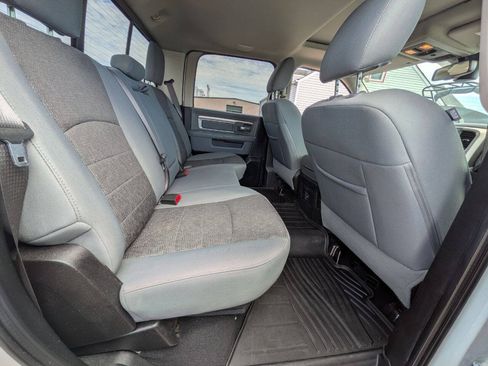 Used 2019 RAM 1500 Warlock AWD/4WD image 27