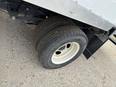 New 2025 Ford E-450 and Econoline 450 Super Duty w/ Power Equipment Group image 15