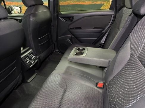 Used 2025 Subaru Forester Premium AWD/4WD image 40