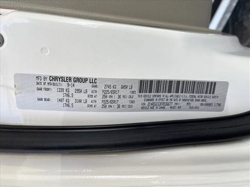 Used 2015 Dodge Grand Caravan SXT image 24