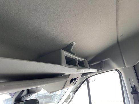 Used 2022 Ford Transit 350 XLT image 10