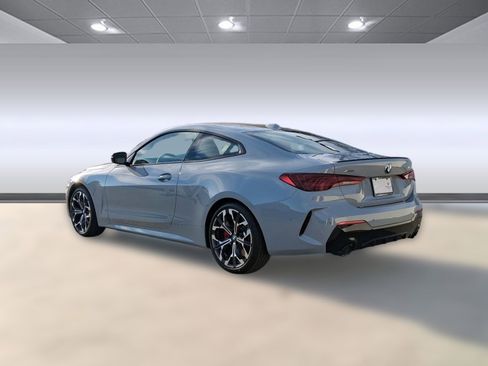 Used 2026 BMW 430i xDrive Coupe w/ M Sport Package AWD/4WD image 3