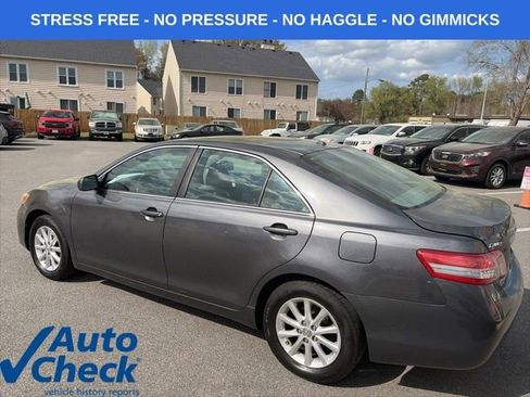 Used 2011 Toyota Camry XLE w/ XLE Extra-Value Pkg #2 FWD image 25