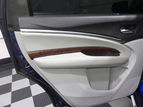 Used 2017 Acura MDX SH-AWD w/ Technology Package image 26