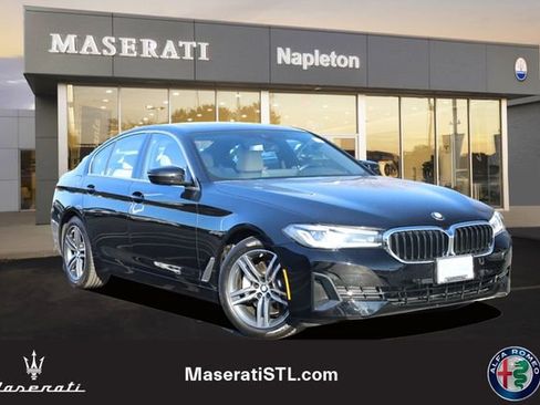 Used 2023 BMW 530i xDrive w/ Premium Package image 1