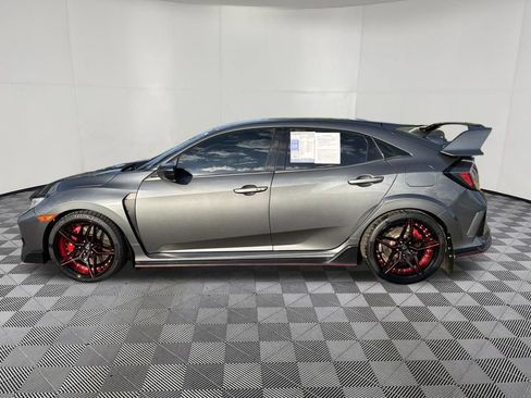 Used 2017 Honda Civic Type R image 4