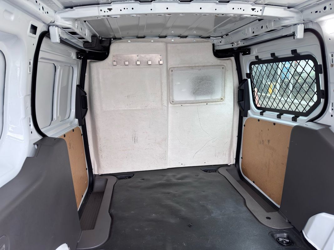 Used 2023 Ford Transit Connect XL FWD image 37