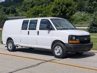 Used 2011 Chevrolet Express 3500 Extended