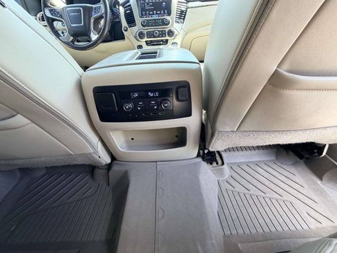 Used 2018 GMC Yukon XL Denali w/ Denali Ultimate Package AWD/4WD image 31