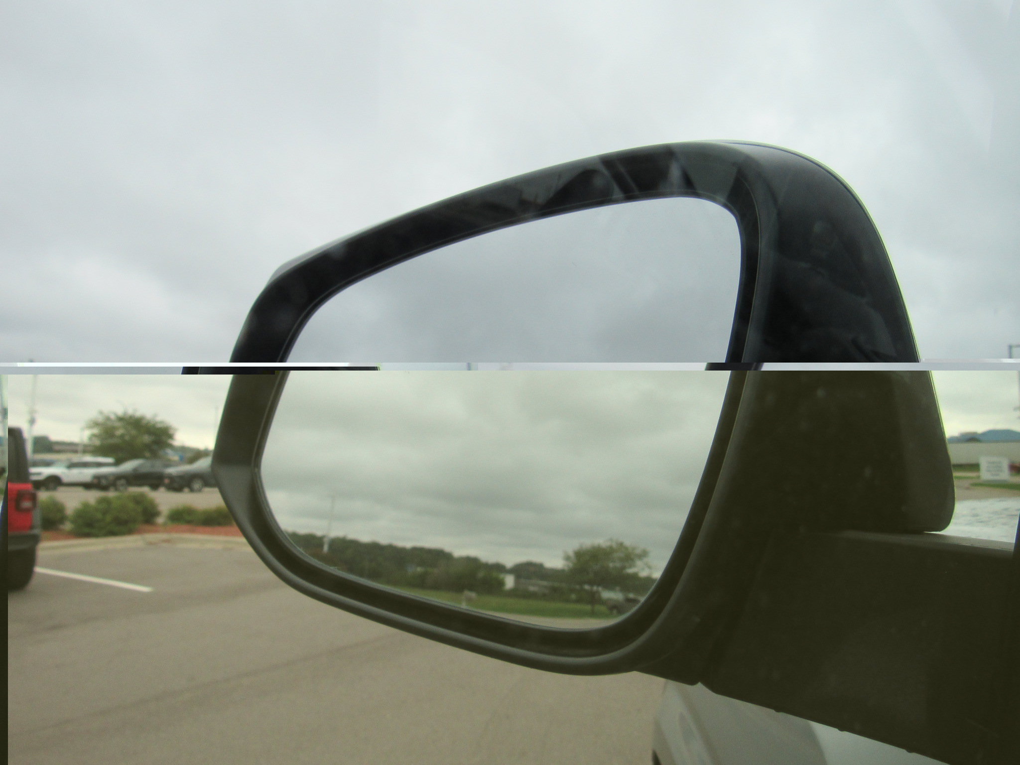 Used 2021 Toyota Tacoma SR AWD/4WD image 11